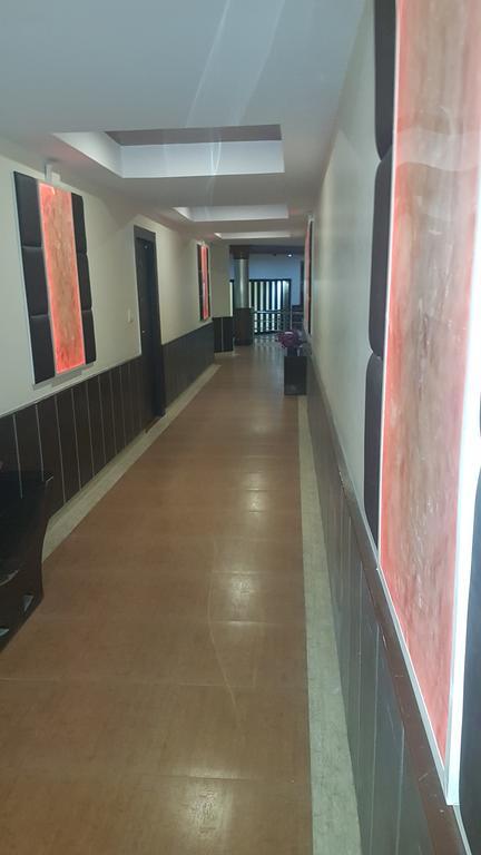Hotel Ganges Rivera Haridwār Екстериор снимка