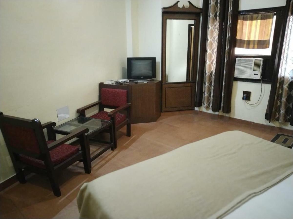 Hotel Ganges Rivera Haridwār Екстериор снимка